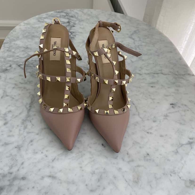 Valentino Garavani Rockstud pumps Other Leather Never worn - Inside View