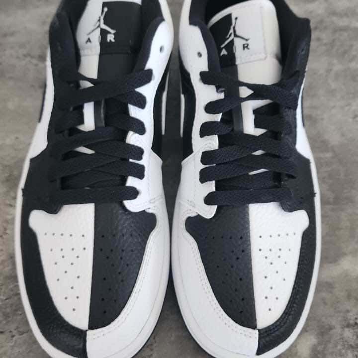JORDAN SE Homage White Leather Never worn, with tag - Inside View