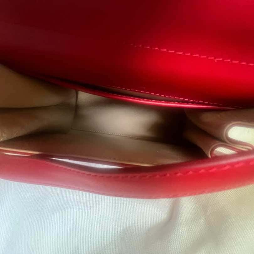 Delvaux Le Brillant Mini Red Leather Gold Very good condition - Model View