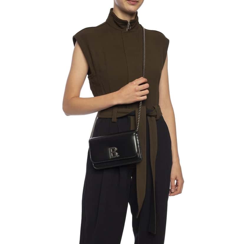 Balenciaga Balenciaga Black Calfskin Leather Silver Logo Chain Wallet Bag Black Leather Never worn - Model View