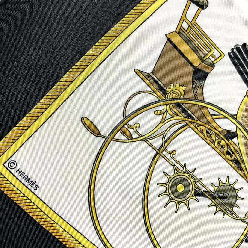 Hermès Hermes Les Voitures A Transformation Black and Gold Carriages Silk Scarf Black Silk Good condition - Model View