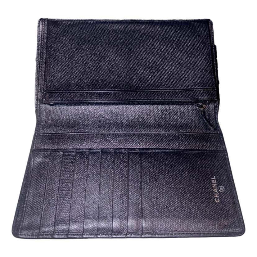 Chanel Chanel Vintage Yen Black Leather Long Bifold with Coin Pouch Black Leather Good condition - Box View