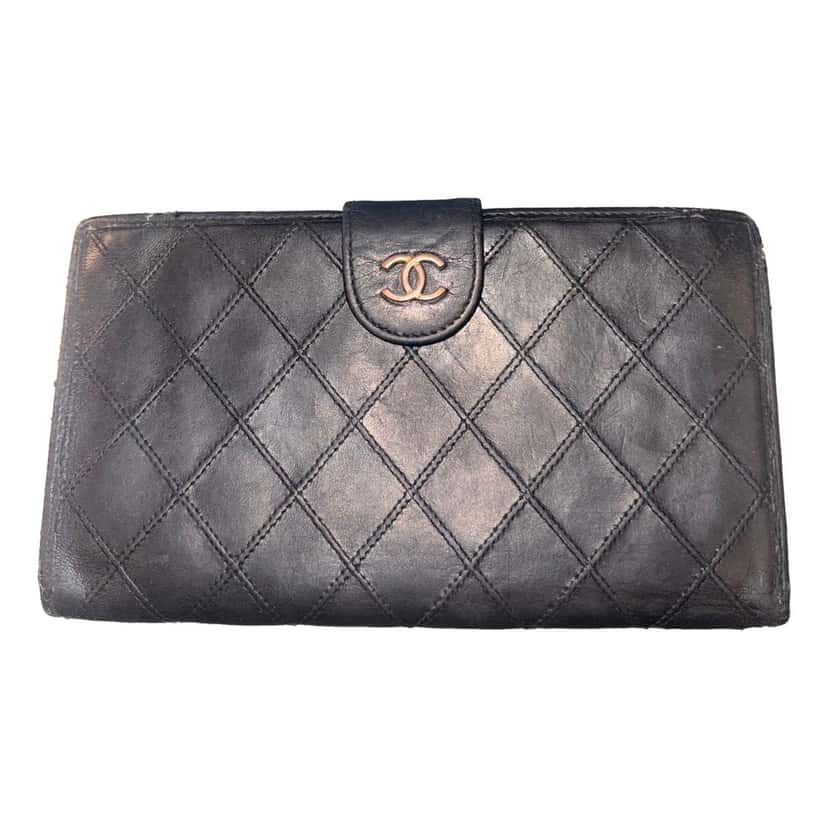 Chanel Chanel Vintage Interlocking CC Black Lambskin Quilted Wallet with Coin Compartment Black Leather Good condition - Inside View