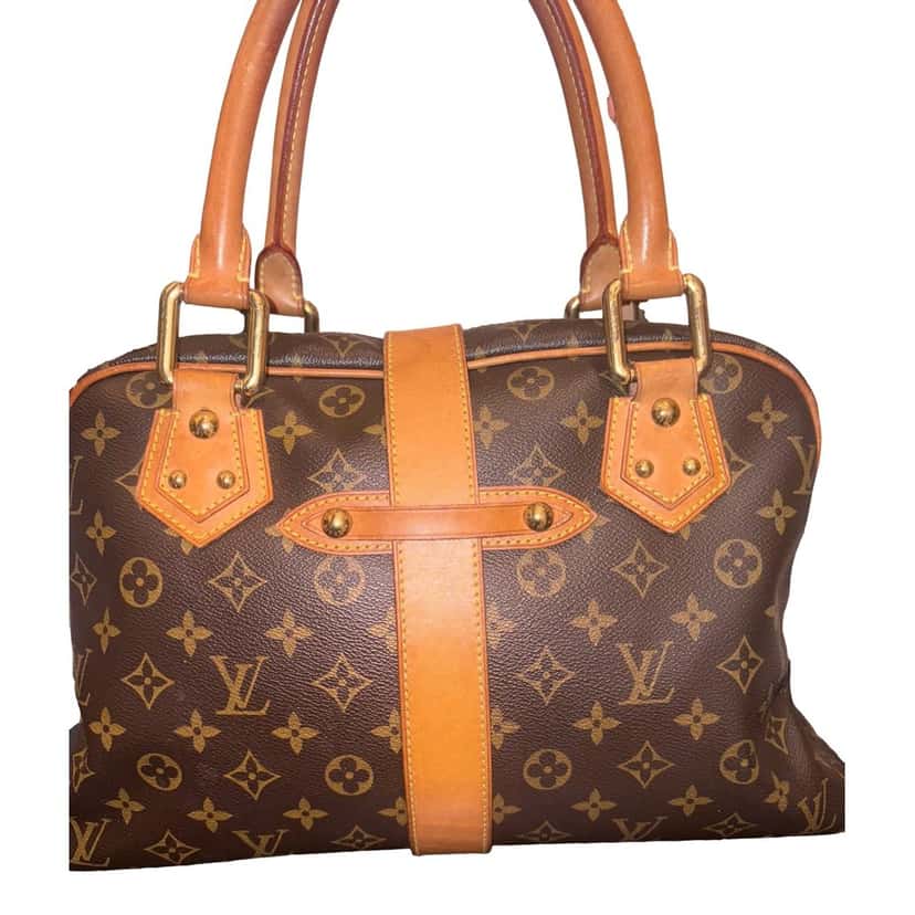 Louis Vuitton Louis Vuitton Manhattan GM Shoulder Bag in Monogram Canvas with Leather Trim Brown Leather Good condition - Model View