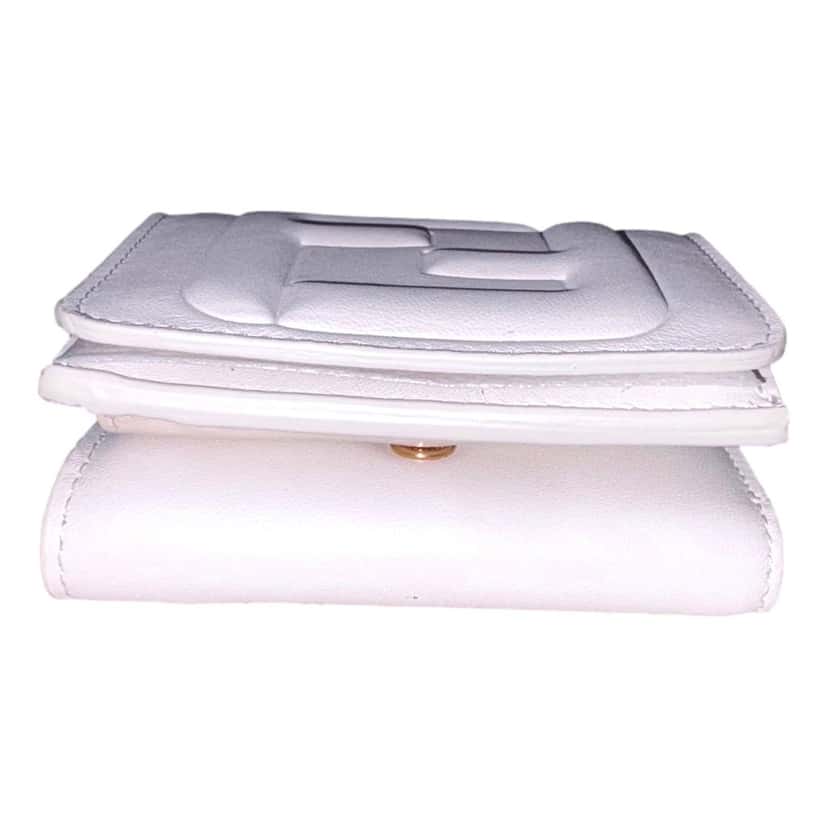 Fendi Fendi FF Cube Embossed Logo Bianco Ice White Leather Trifold White Leather Never worn - Back View