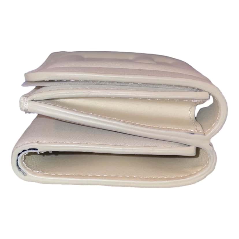 Fendi Fendi FF Cube Embossed Logo Bianco Ice White Leather Trifold White Leather Never worn - Inside View