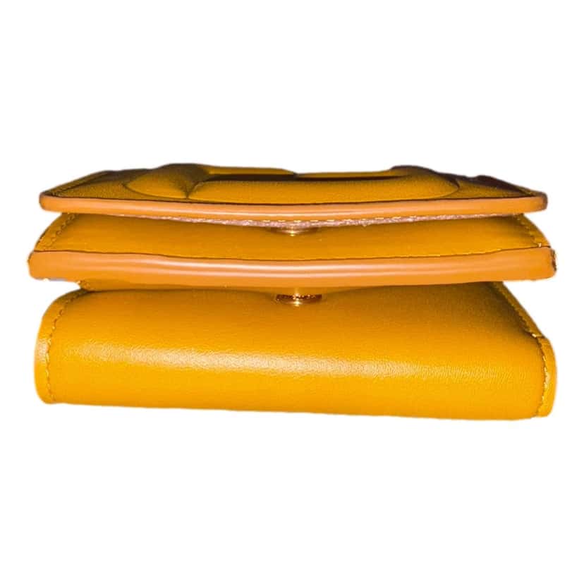 Fendi Fendi FF Cube Embossed Logo Oro Yellow Leather Trifold Yellow Leather Never worn - Back View