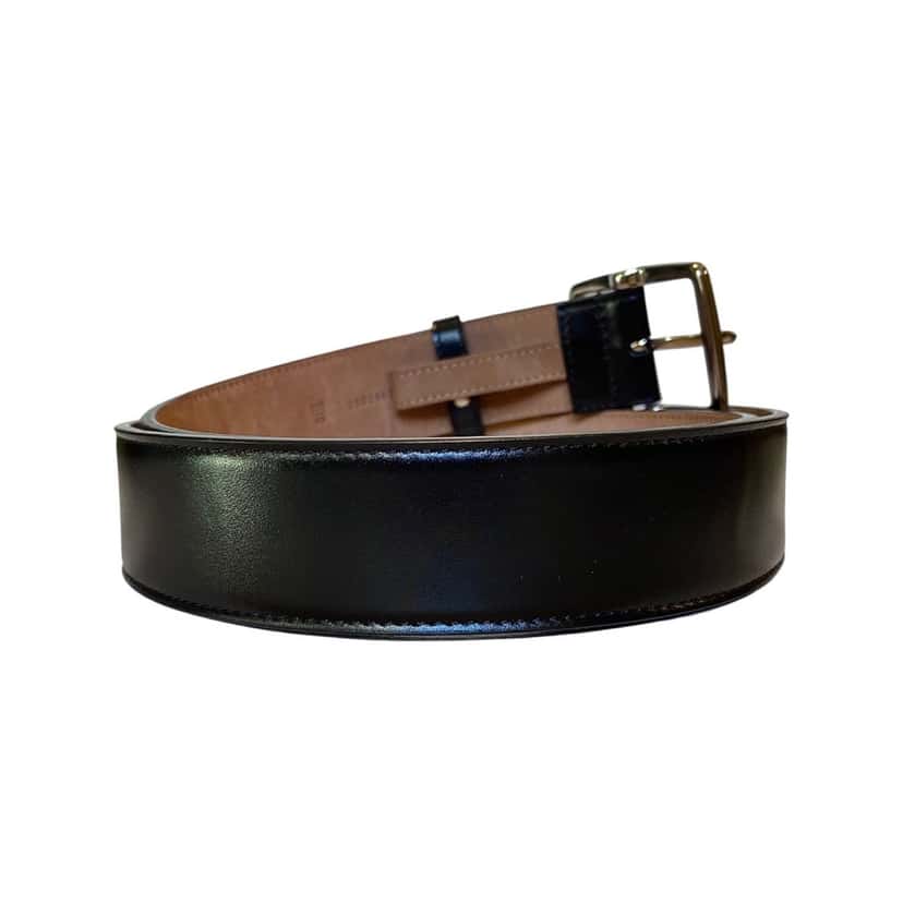 Fendi Fendi Silver Buckle Smooth Black Calf Leather Belt 100 Black Leather Never worn - Model View
