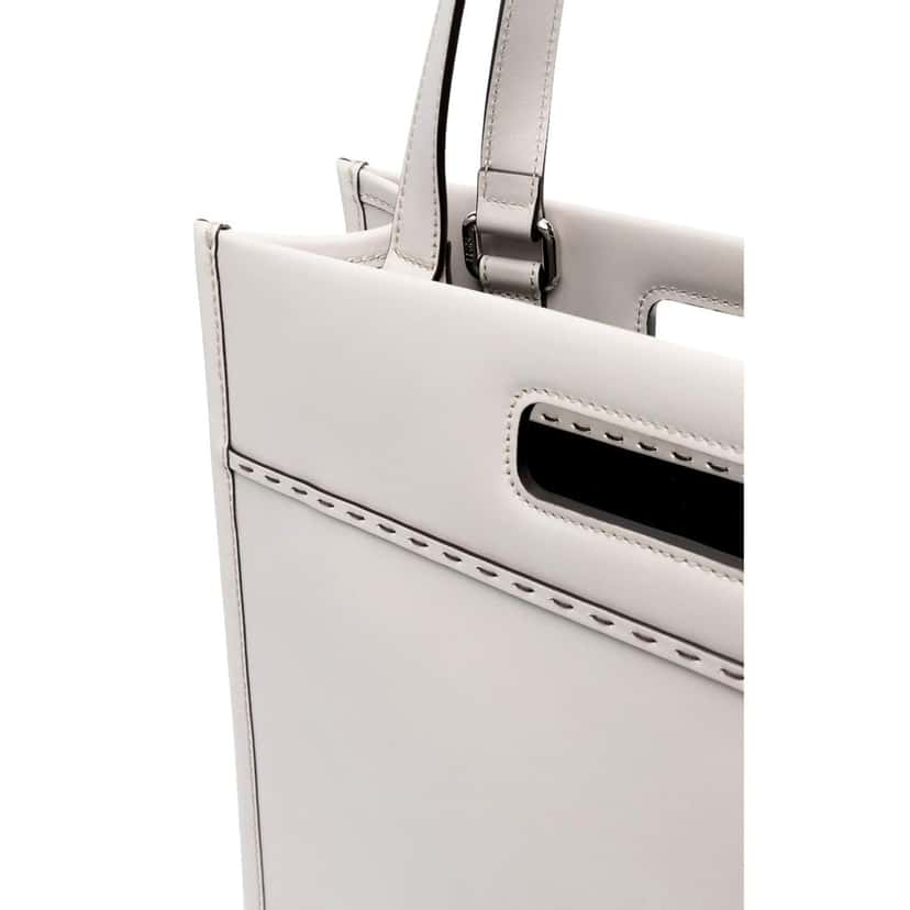 Fendi Fendi Roma Ghiaia Calf Leather Tote Bag White Leather Never worn - Model View