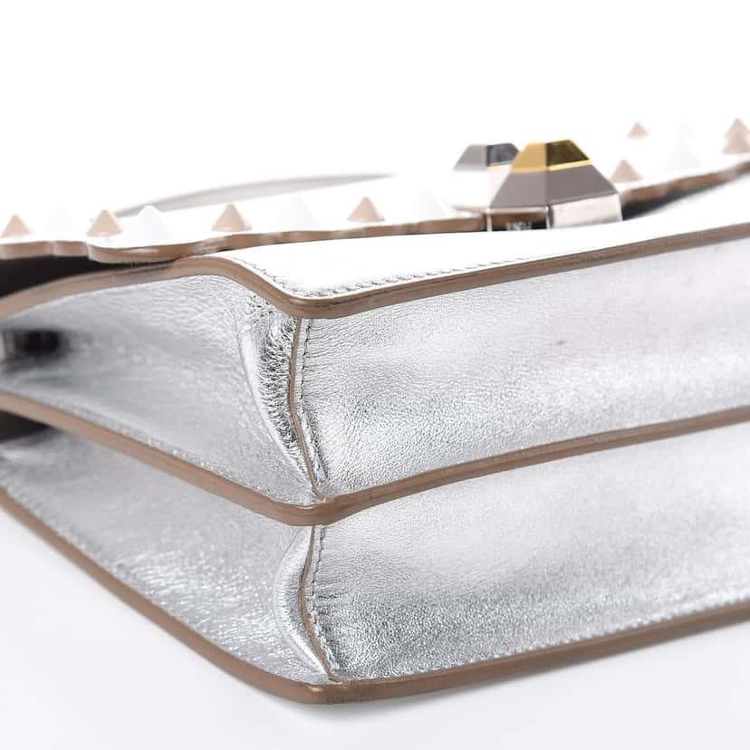 Fendi Fendi Kan I Metallic Silver Calfskin Scalloped Studded Bag Silver Leather Good condition - Model View