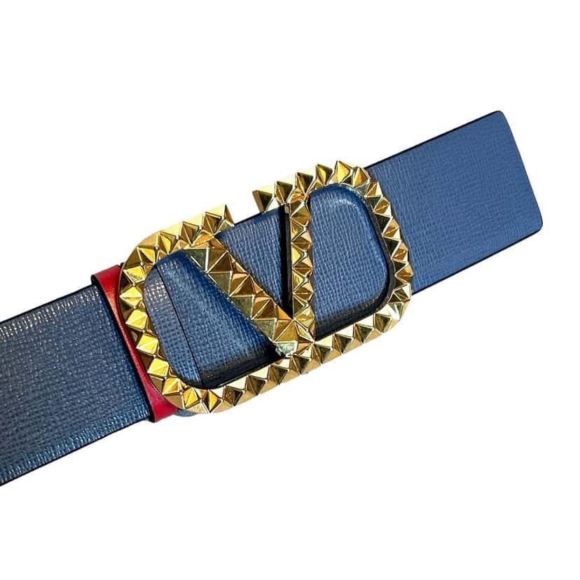 Valentino Garavani Valentino Garavani VLogo Stud Reversible Belt Size 95 Gray Red Leather Red Leather Never worn - Model View