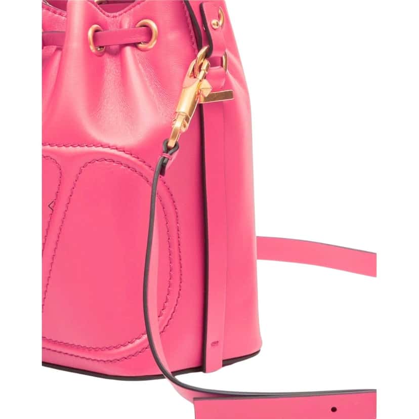 Valentino Garavani Valentino Garavani VLogo Walk Bucket Bag Pink Calf Leather Crossbody Pink Leather Never worn - Model View