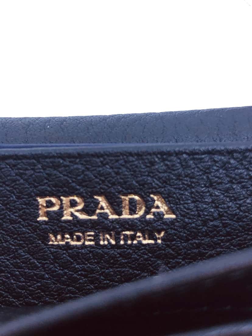 Prada Prada Black Vitello Grain Soft Calf Leather Credit Card Case Wallet Black Leather Good condition - Box View