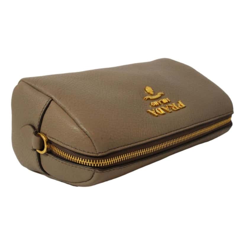 Prada Prada Vitello Daino Argilla Grey Leather Cosmetic Pouch Other Leather Never worn - Model View