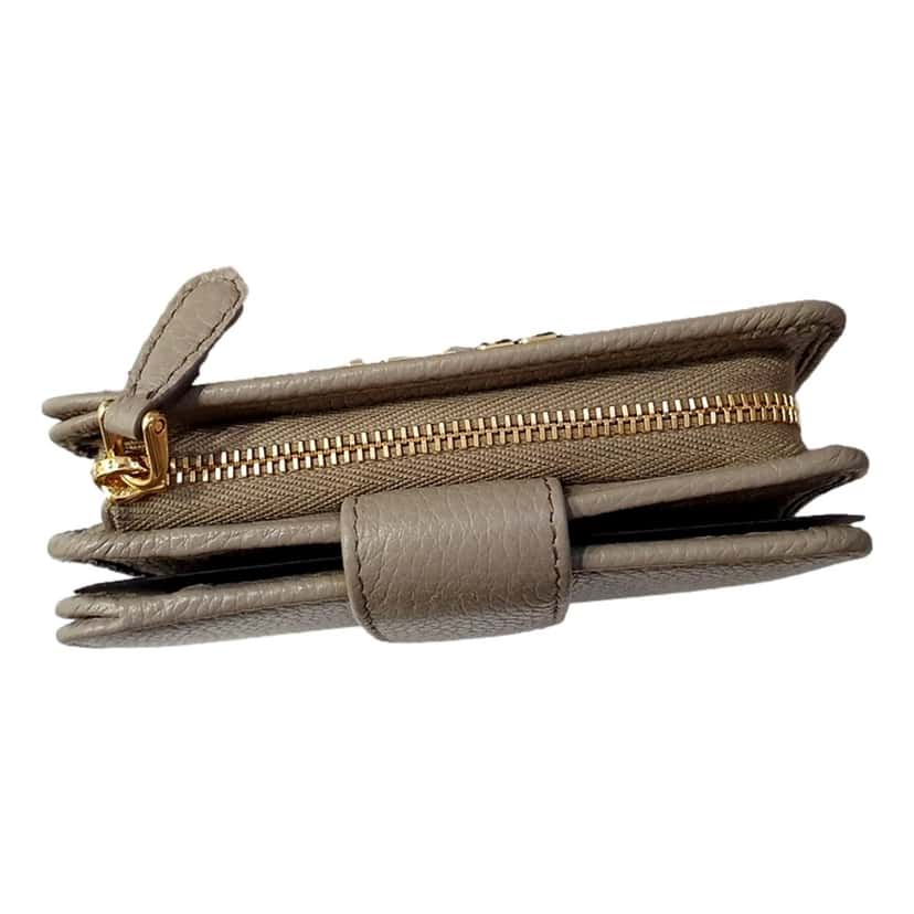 Prada Prada Vitello Grain Argilla Grey Leather Small Wallet with Zipper Gold Plaque Logo Grey Leather Never worn - Box View