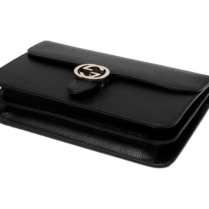 Gucci Gucci GG Marmont Crossbody Bag Black Pebbled Leather Gold Chain Interlocking GG Black Leather Never worn - Back View