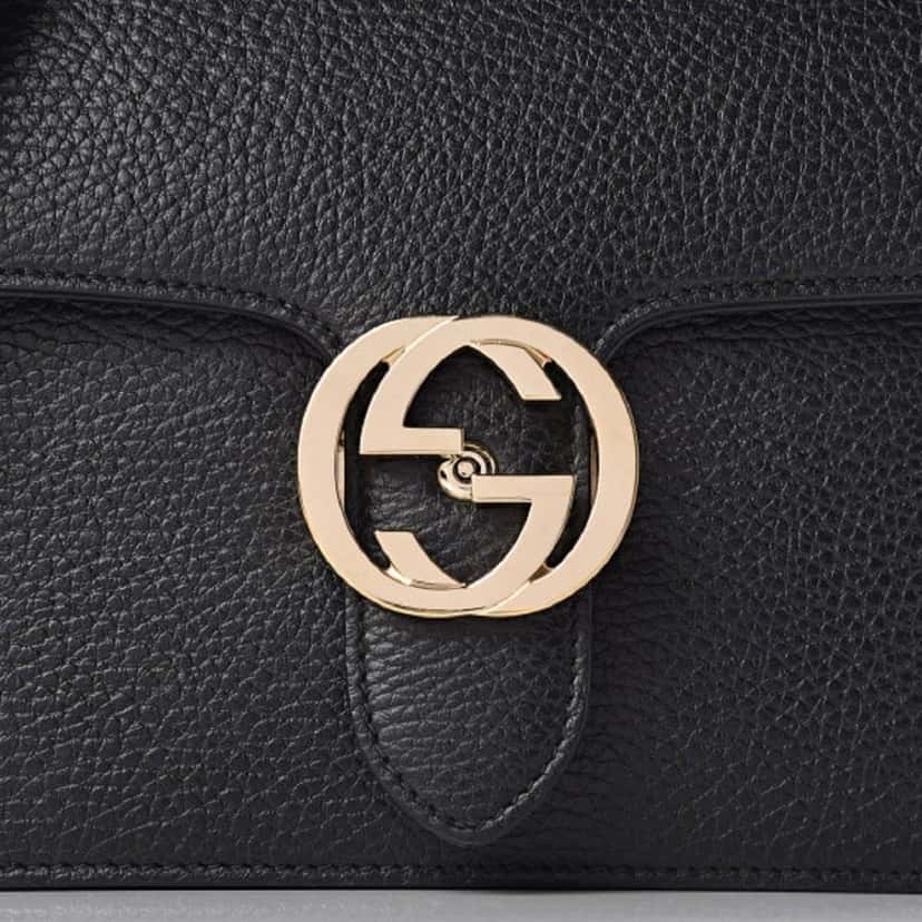 Gucci Gucci Black Icon GG Interlocking Small Crossbody Bag Black Leather Good condition - Model View