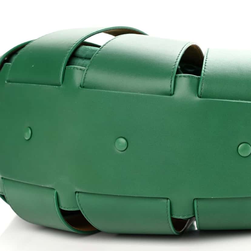 Bottega Veneta Bottega Veneta The Shell Bag Racing Green French Calfskin Shoulder Bag Green Leather Never worn - Box View