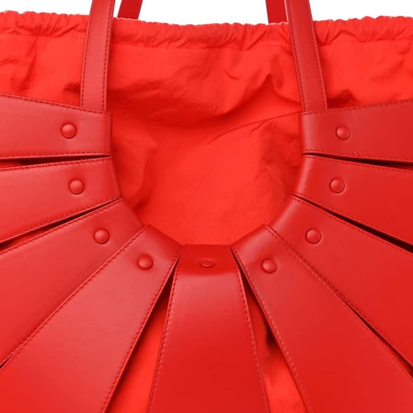 Bottega Veneta Bottega Veneta The Shell Chili Tomato French Calfskin Leather Shoulder Bag Red Leather Never worn - Inside View