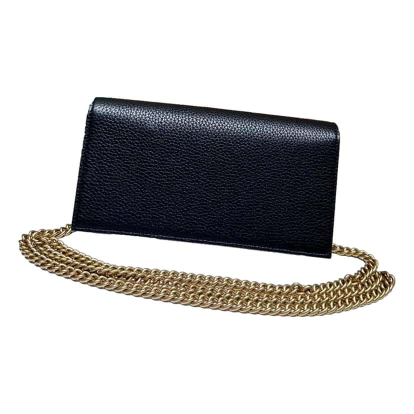Gucci Gucci Interlocking GG Black Python Leather Bow Wallet on Chain Gold Hardware Black Leather Never worn - Model View