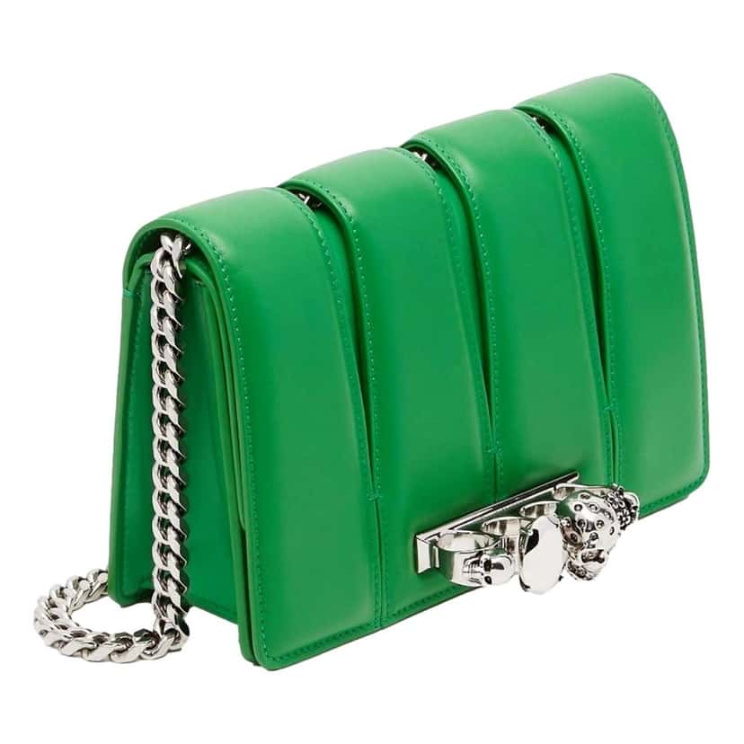 Alexander McQueen Alexander McQueen The Slash Skull Ring Clutch Bright Green Smooth Leather Silver Hardware Green Leather Never worn - Inside View