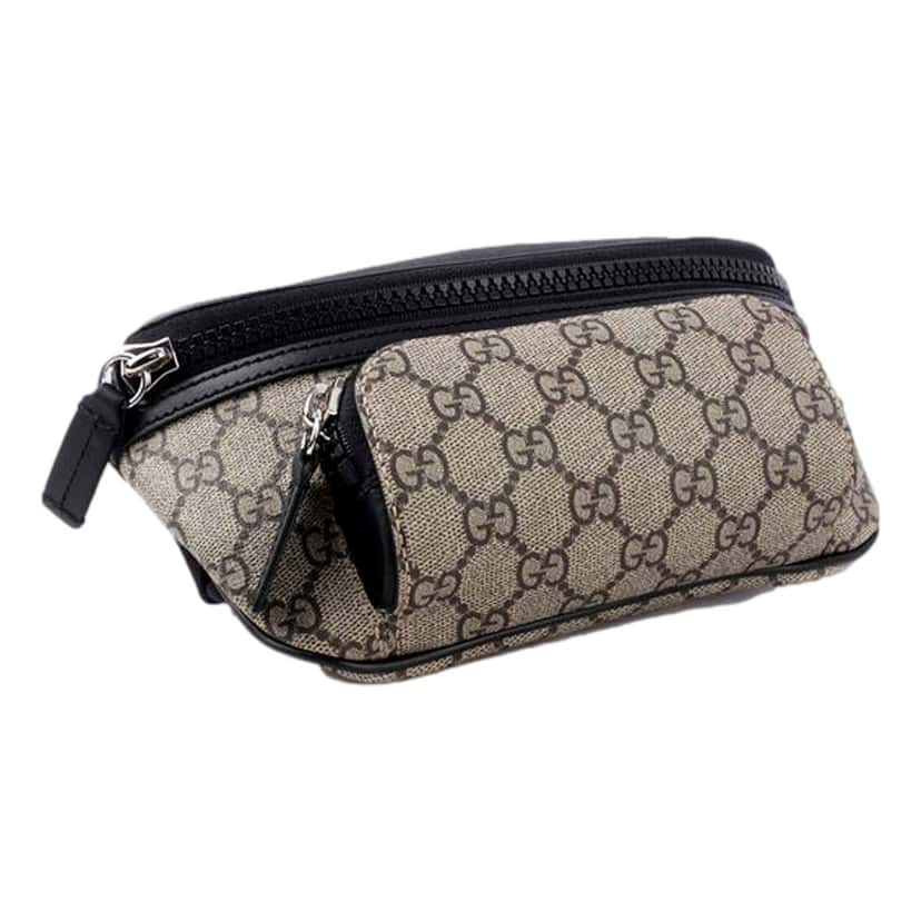 Gucci Gucci GG Supreme Canvas Belt Bag Beige Black Unisex Waist Bag Black Canvas Never worn - Model View