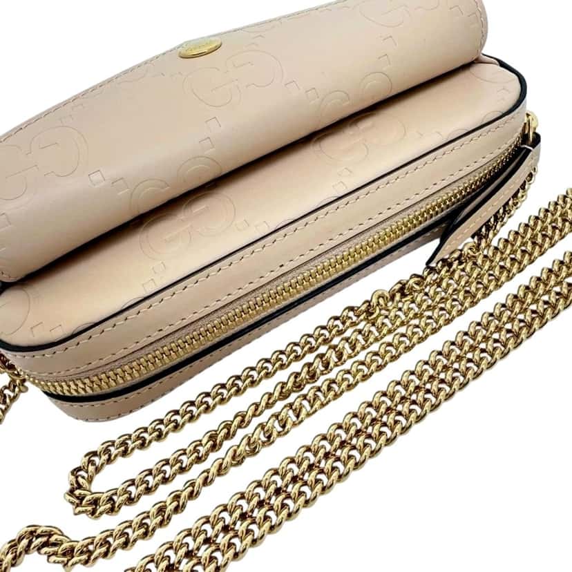 Gucci Gucci Gilbert Calfskin Mini Envelope Beige Crossbody Bag Beige Leather Never worn - Model View