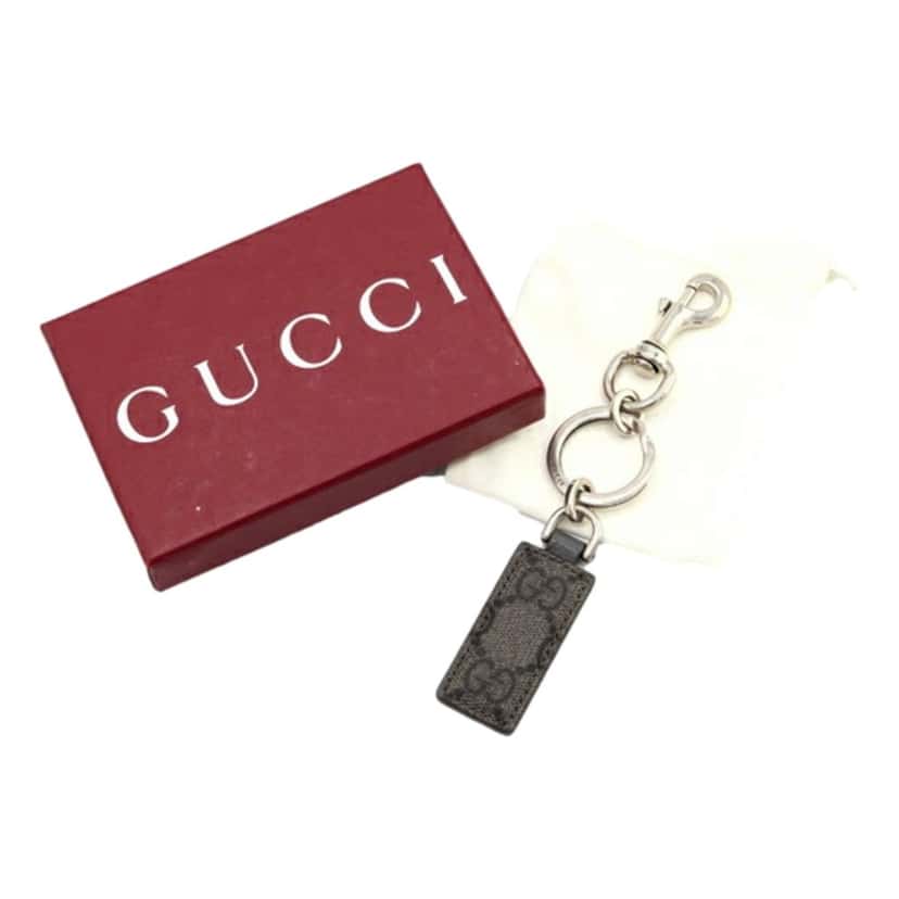 Gucci Gucci GG Supreme Canvas Key Ring Charm Silver Hardware Silver Canvas Good condition - Model View
