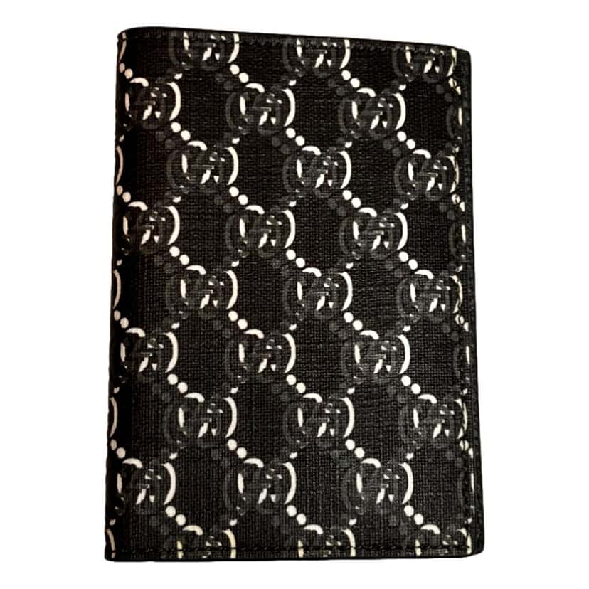 Gucci Gucci GG Shadow Large Bifold Wallet Black Embossed Leather Black Leather Never worn - Front View