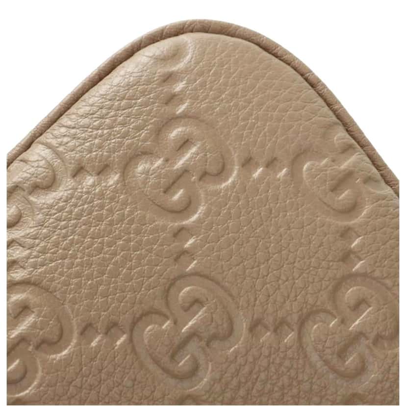 Gucci Gucci GG Logo Small Leather Shoulder Bag with Chain Strap in Beige Brown Leather Never worn - Model View