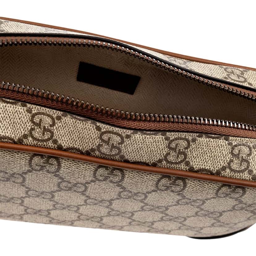 Gucci Gucci GG Supreme Canvas Brown Leather Camera Bag Crossbody Brown Canvas Good condition - Model View