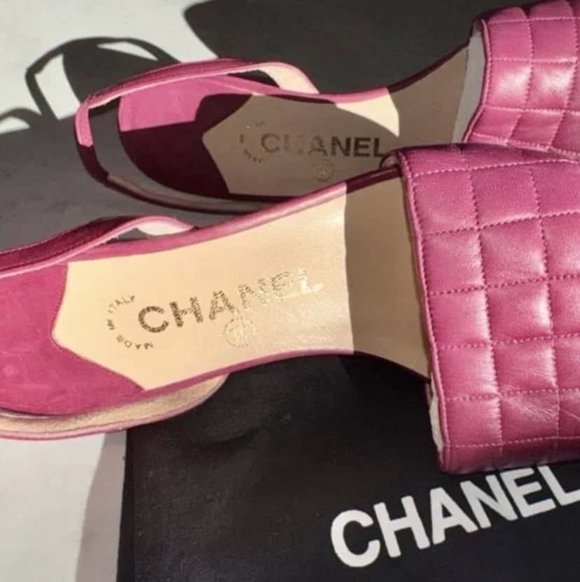 Chanel Chanel Heels Purple Leather Very good condition - Model View