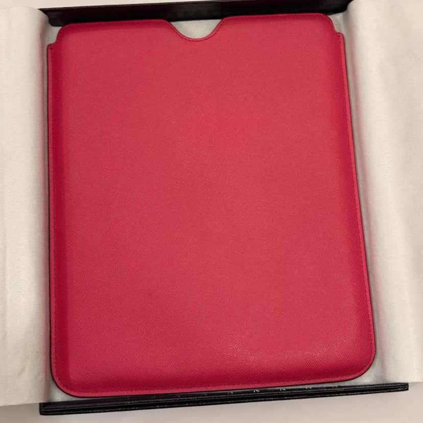 Prada Tablet Case Pink Leather Very good condition - Back View