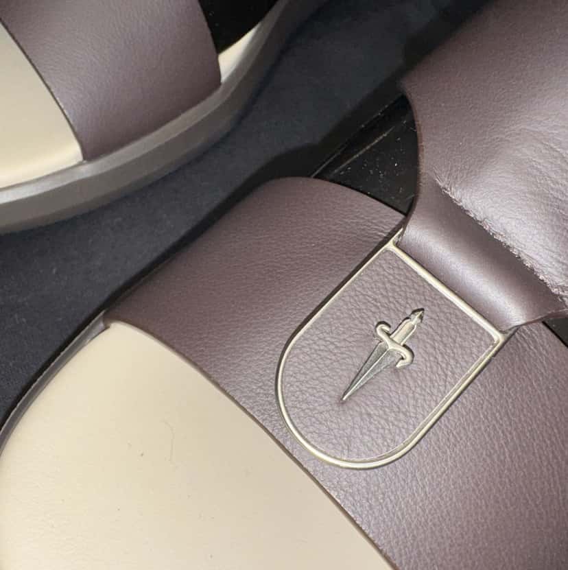 Cesare Paciotti Sandali Luxury Cesare Paciotti Beige Leather Never worn - Inside View