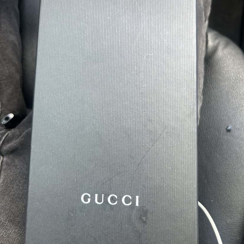 Gucci Lightly Used Gucci Wallet Black Leather Very good condition - Back View