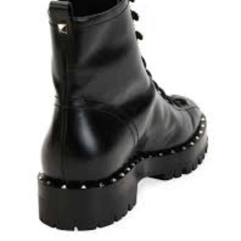 Valentino Garavani Soul Rockstud Combat Boots Black Leather Very good condition - Back View