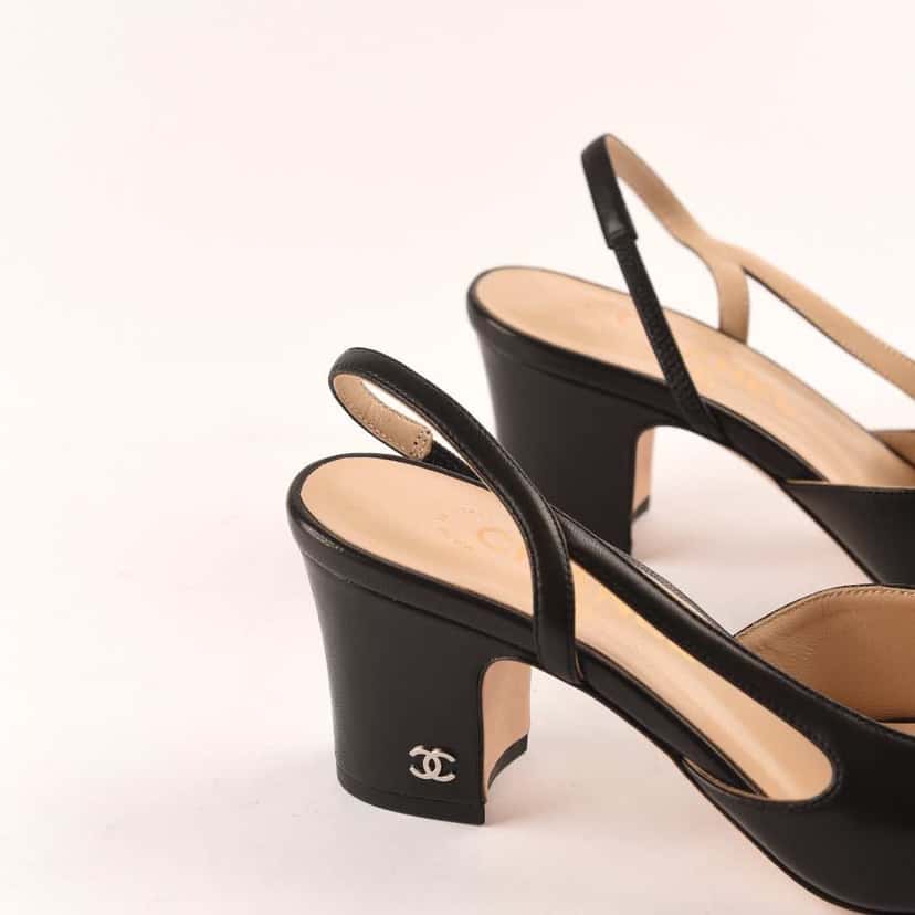 Chanel Slingbacks Black Leather Never worn - Back View