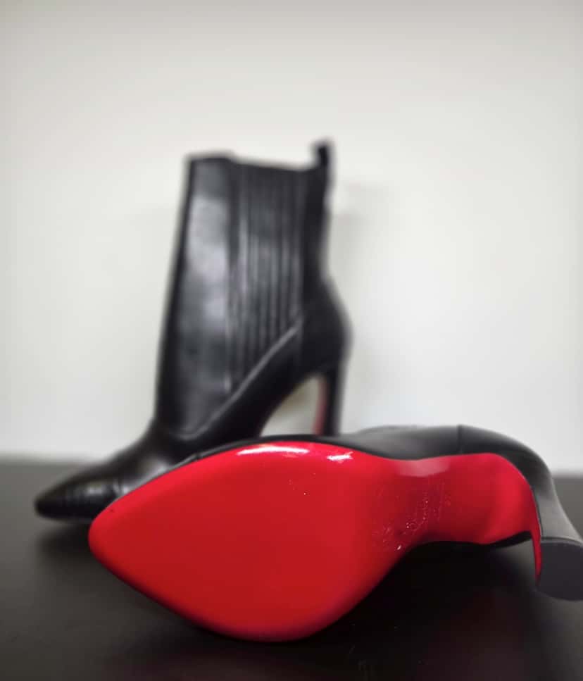 Christian Louboutin Me In The 90S boots Black Leather Never worn - Model View