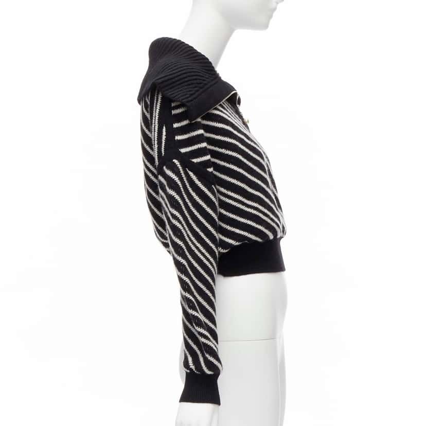 Chanel Stripe CC Sweater Black Cashmere Never worn - Model View
