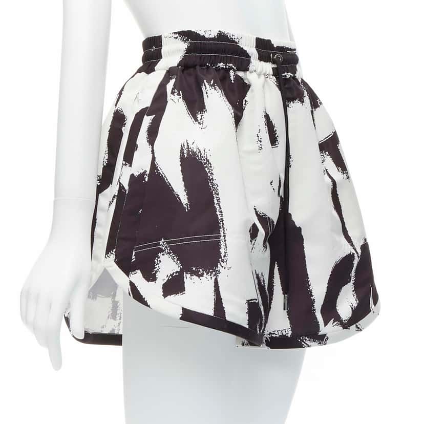 Alexander McQueen Graffiti Flared Shorts Black Very good condition - Inside View