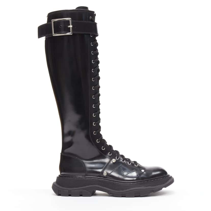 Alexander McQueen Tread Black Leather Very good condition - Front View