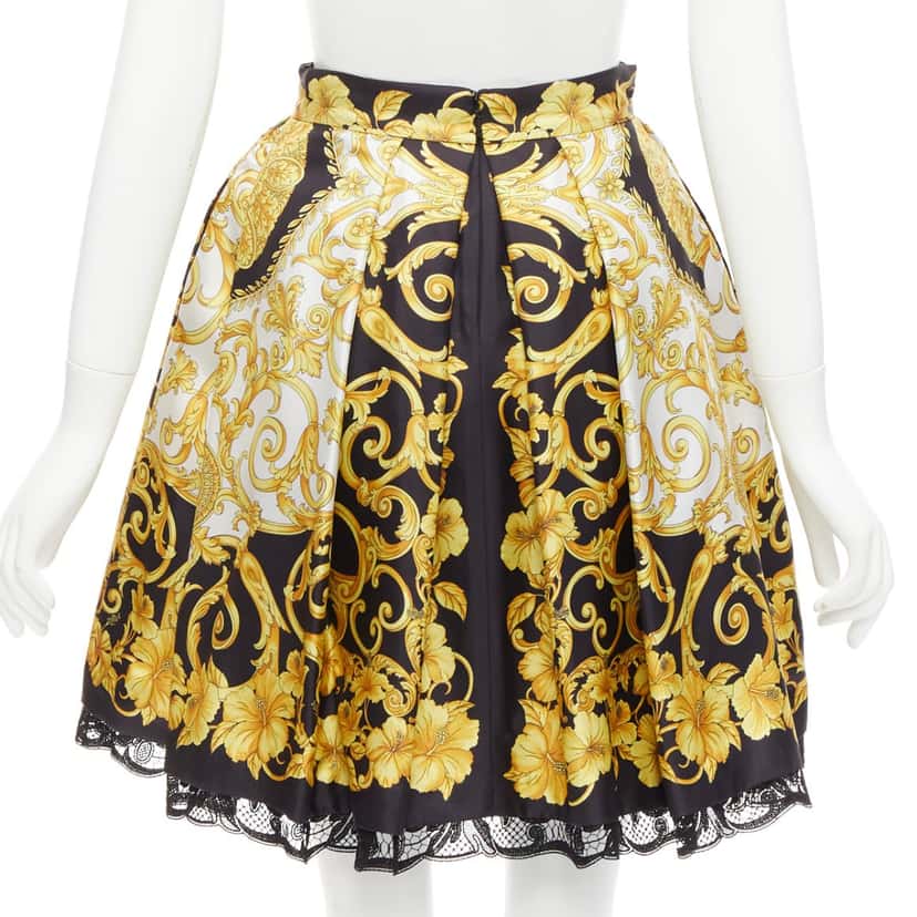 Versace Barocco Lace Skirt Gold Silk Never worn - Box View
