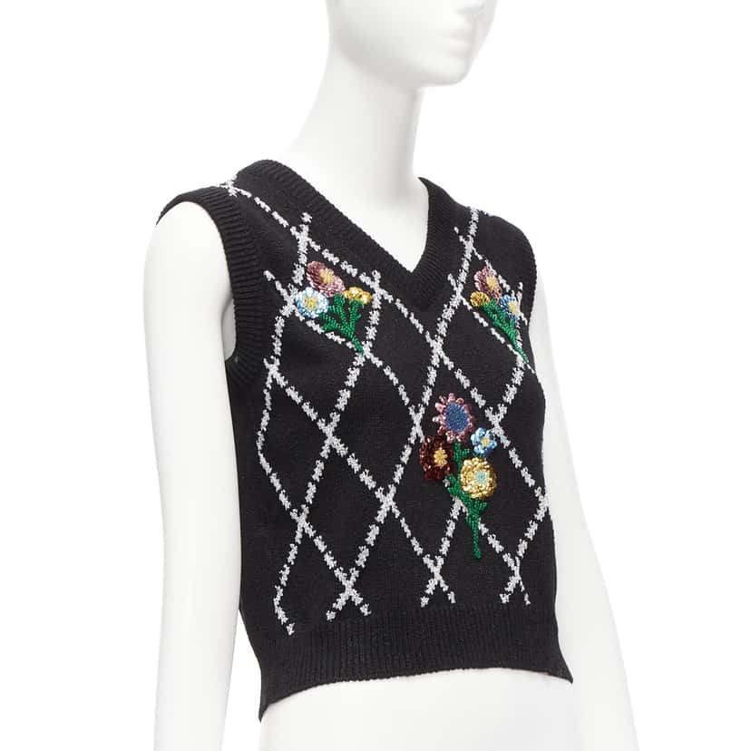 Gucci Argyle Sweater Vest Black Viscose Never worn - Inside View