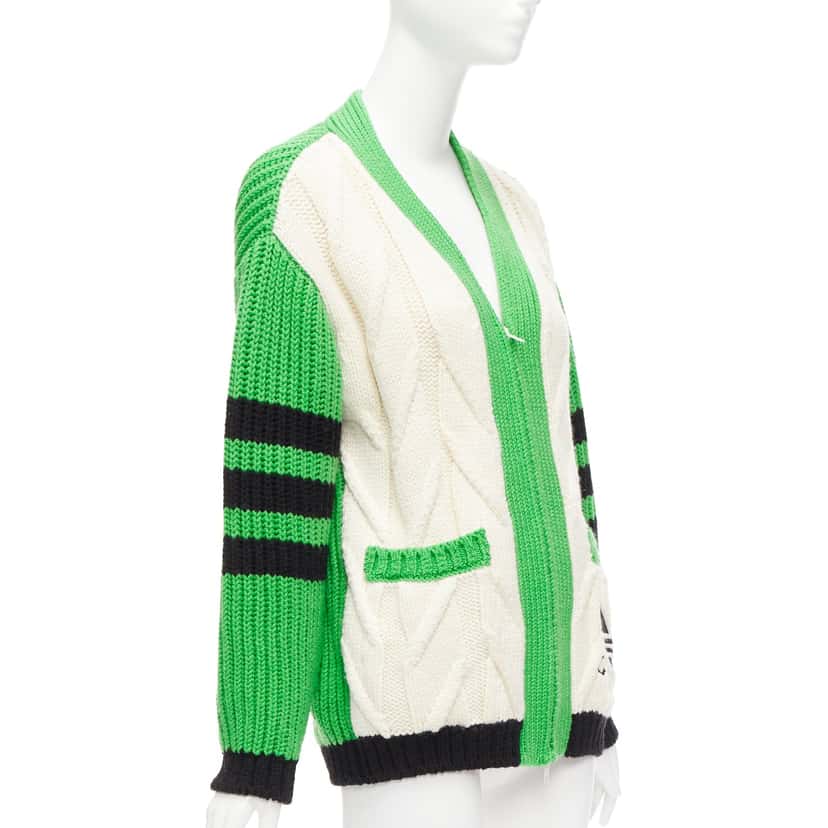 Gucci Logo Varsity Cardigan Green Wool Never worn - Model View