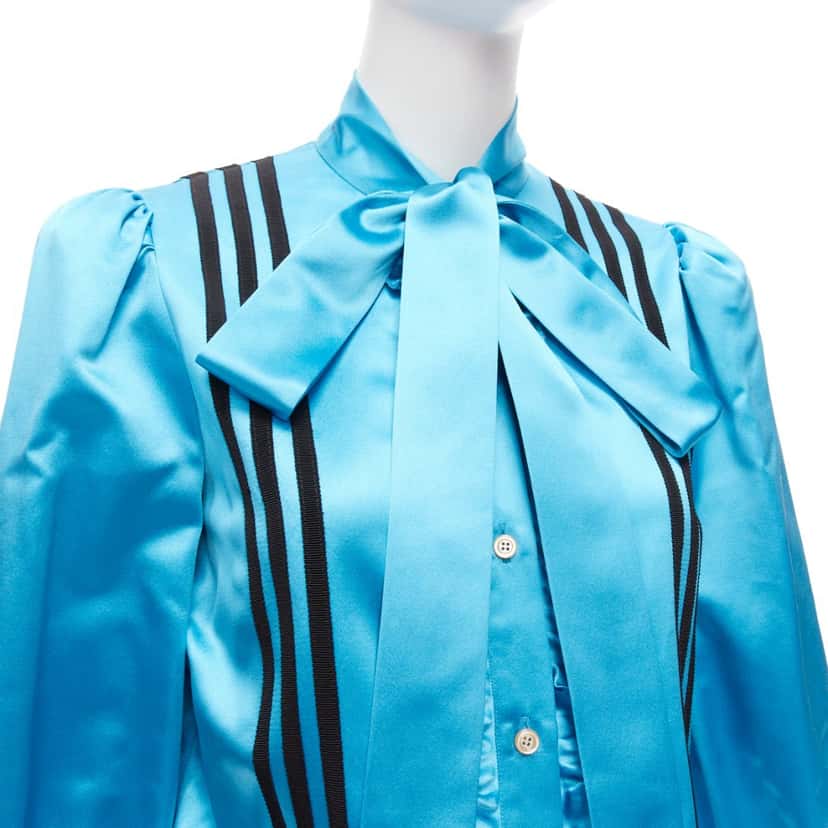 Gucci 3 Stripe Blouse Blue Silk Very good condition - Back View