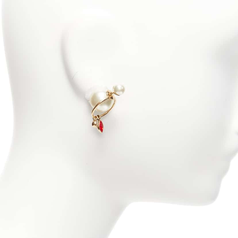 Dior Crystal Hoop Earrings Gold Pearl Very good condition - Model View