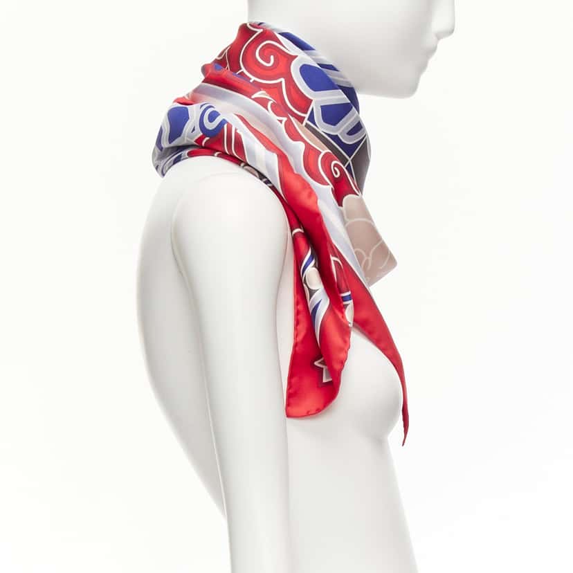Chanel Lion Palm Scarf Red Silk Never worn - Model View