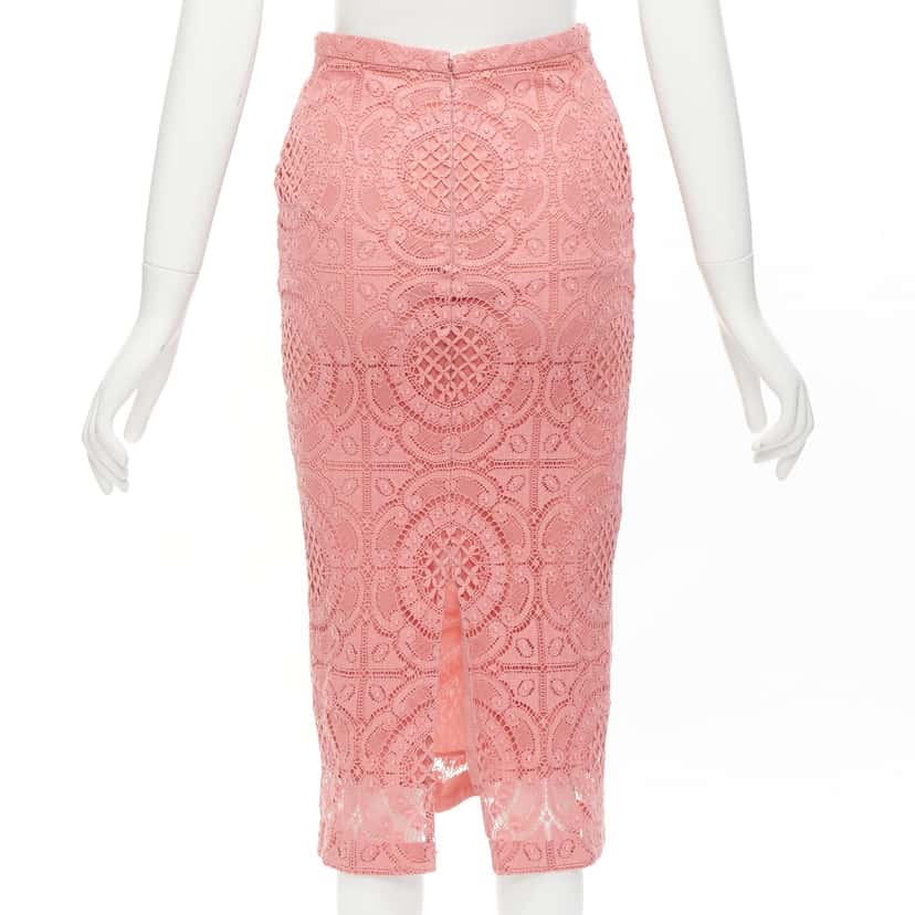 Burberry Floral Lace Skirt Pink Cotton Never worn - Box View