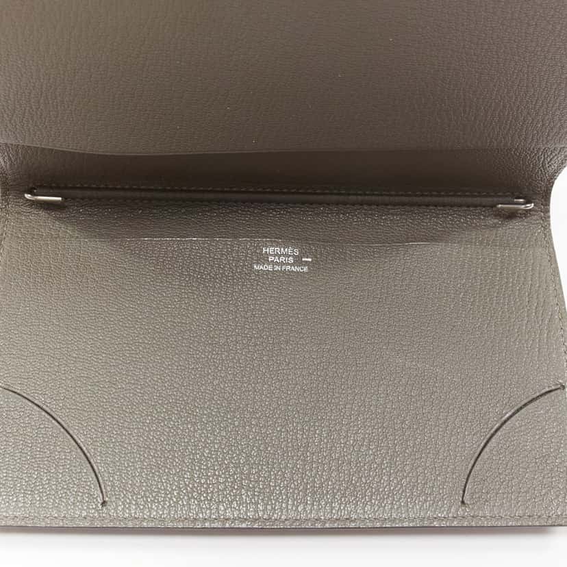 Hermès Scaled Leather Wallet Grey Leather Never worn - Back View