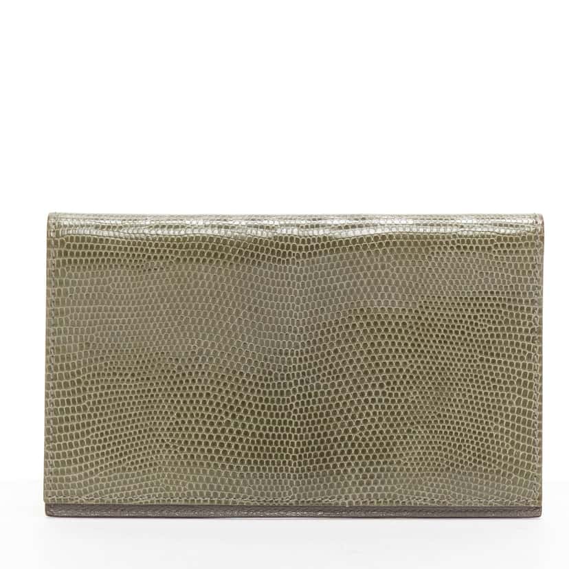 Hermès Scaled Leather Wallet Grey Leather Never worn - Model View
